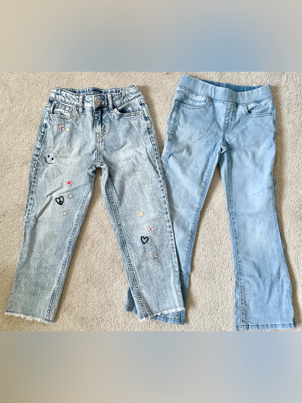 Cat & Jack girls Denim Jeans, bundle of 2, embroidered & pull-on size 7
